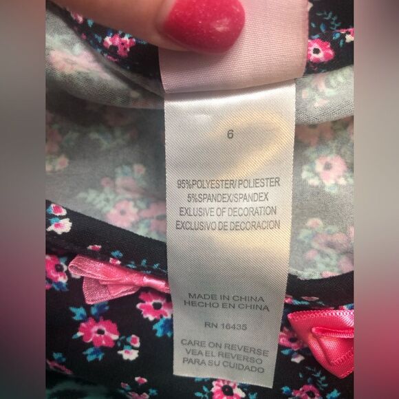 Nannette flowy floral long sleeve top, size 6 (two available) - Picture 6 of 7